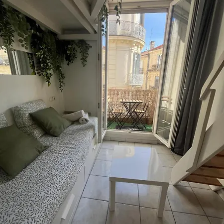 Simplicite Au Centre De Διαμέρισμα